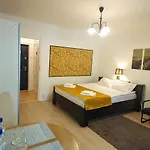 City Break Park Studio Bucharest