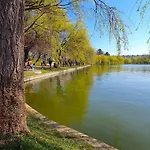 City Break Park Studio Bucharest