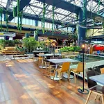 City Break Park Studio Bucharest